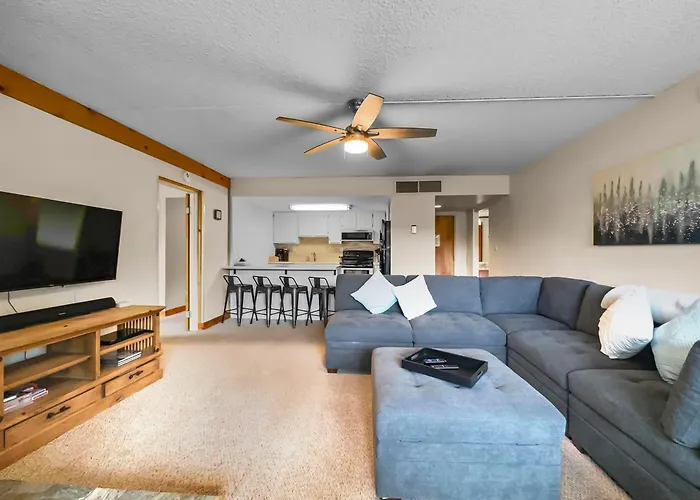 Sh404 Summit House *
